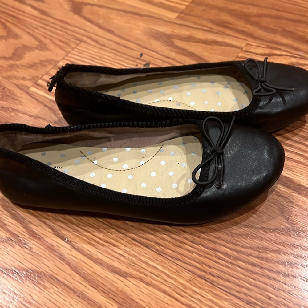 Girls ballet flats size 12